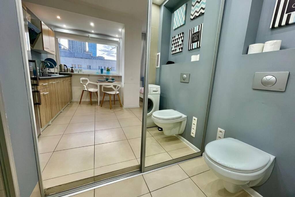 Ferienwohnung Gold 3 Metro X2 Wifi 300 Mbs 60'Tv Netflix Hbo Appletv+ Warschau Exterior foto